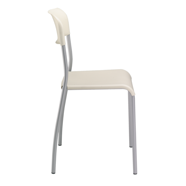 S15 publicSpaces silla de plástico2