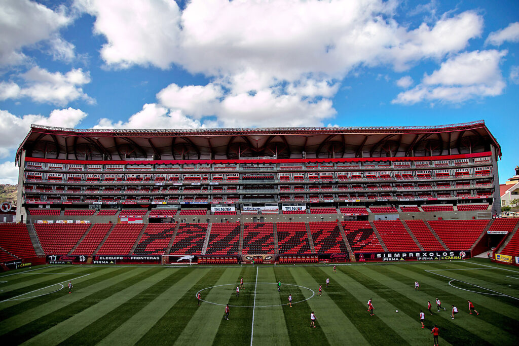 M2016 Contacto estadio